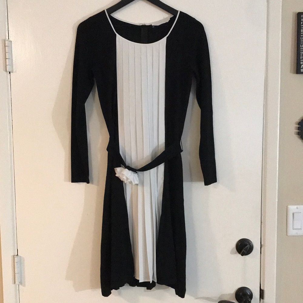 Anne Fontaine Black White Pleated Long Sleeve Dress Size 38